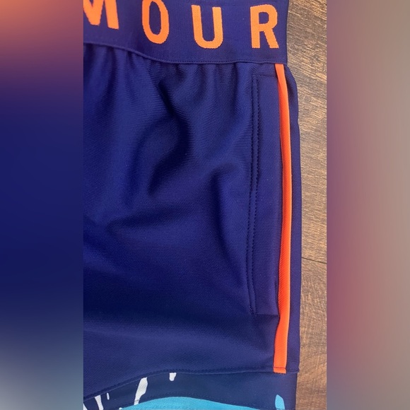 NWT  under Armour play up shorts women XS extra small - Picture 4 of 7